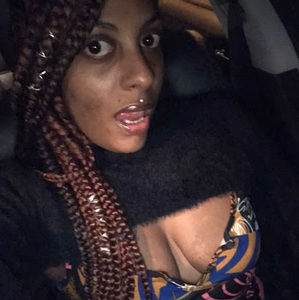 Meet your Posher, Mia